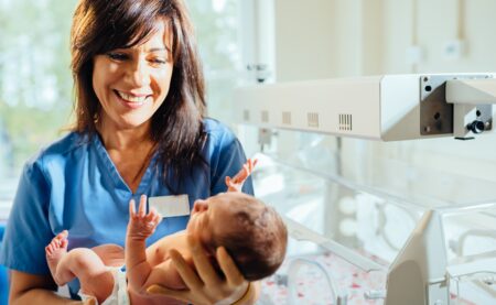 How to Become a Neonatal Nurse