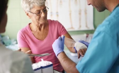 How to Become a Wound Care Nurse