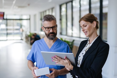 How to Become a Healthcare Manager