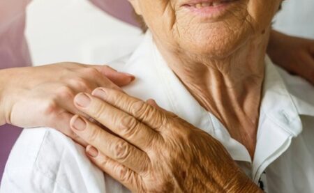 How to Become a Palliative Care Nurse