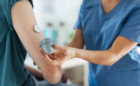 How to Become a Pediatric Endocrinology Nurse